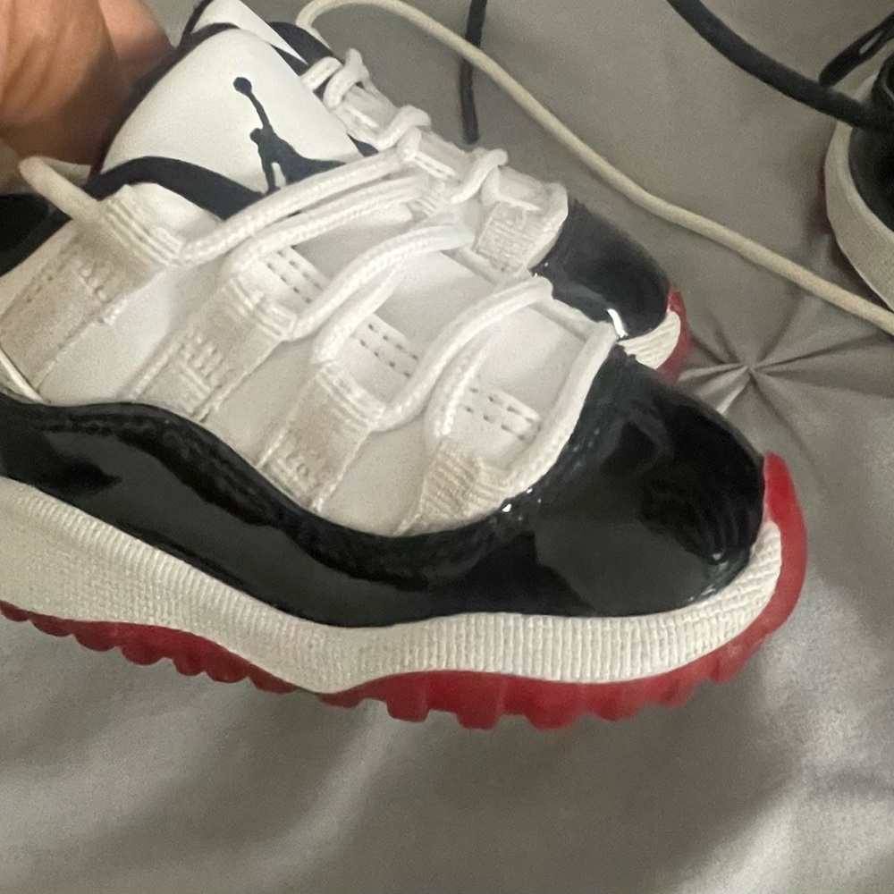 Baby Jorden’s. Barely worn. Excellent condition.